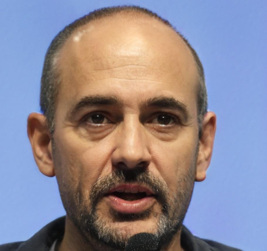 Ritratto di Simone, esperto di narrativa digitale
